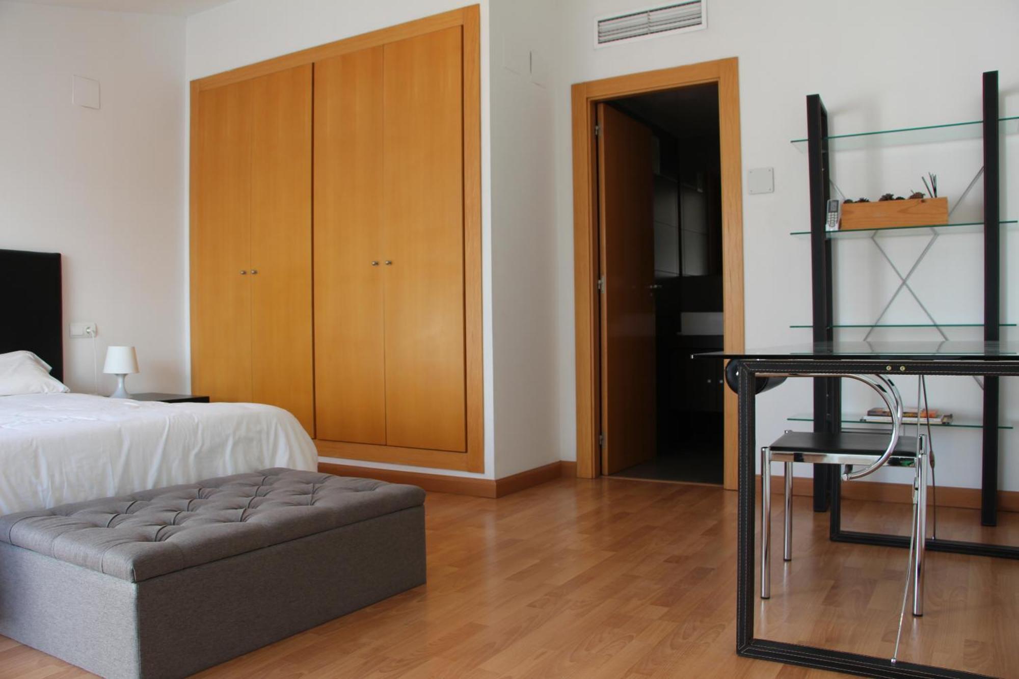 Apartamentos La Pergola Castellon Castellón de la Plana Værelse billede