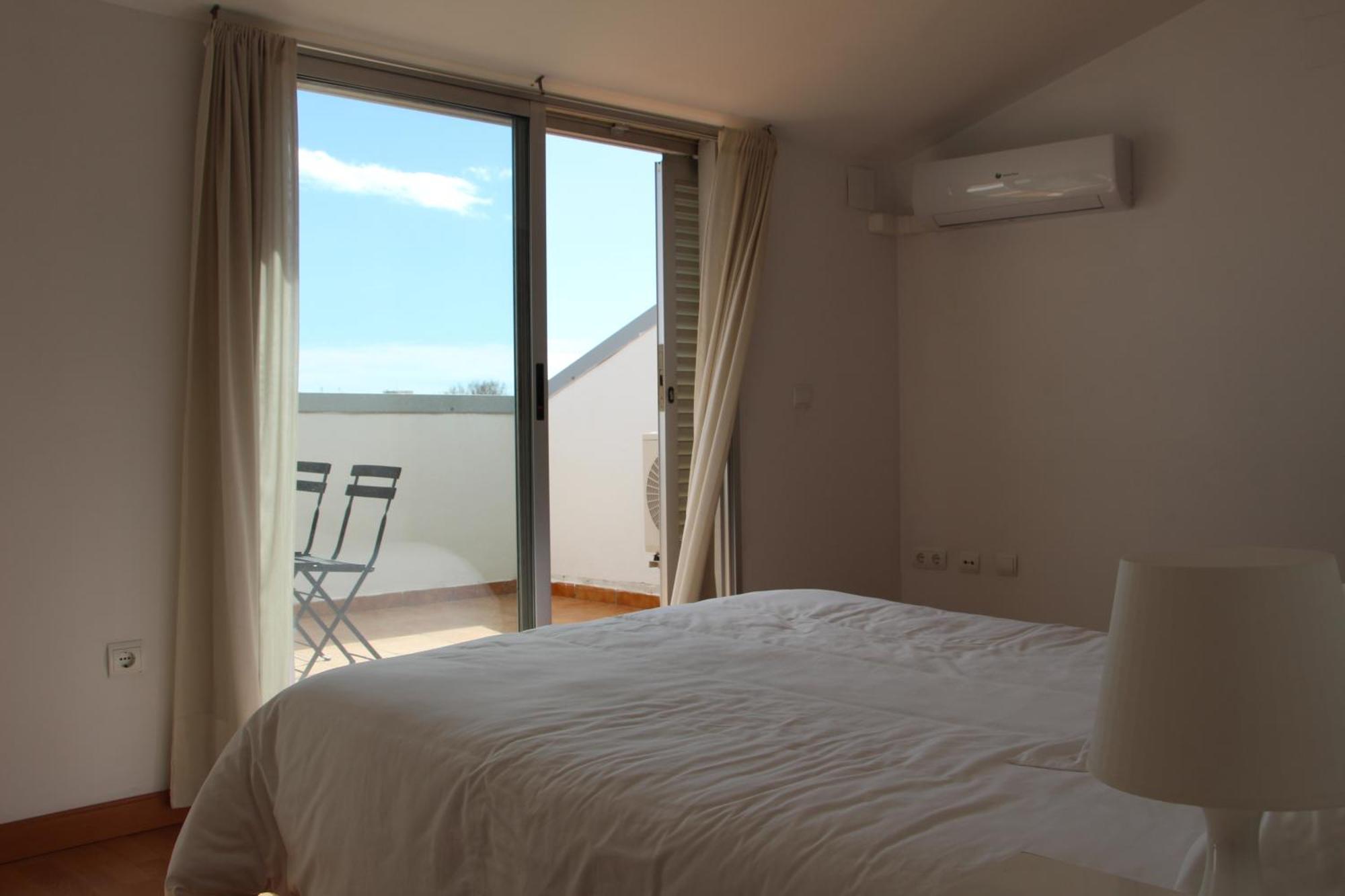 Apartamentos La Pergola Castellon Castellón de la Plana Værelse billede