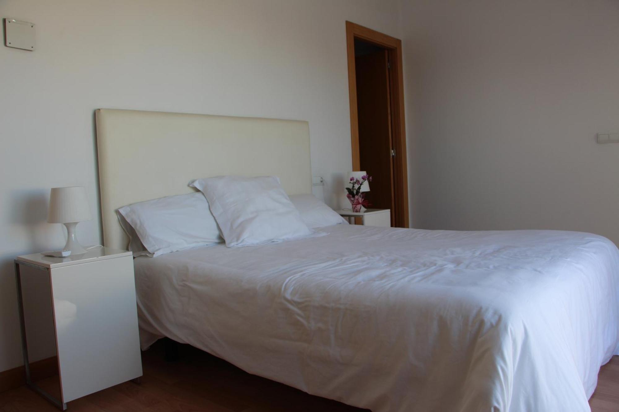 Apartamentos La Pergola Castellon Castellón de la Plana Værelse billede